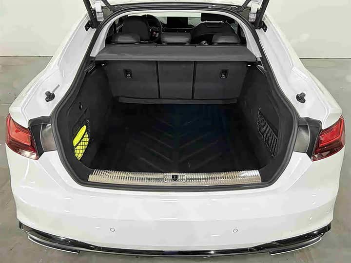 Фото 6 - Audi A5