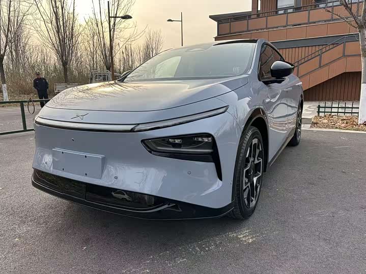 Фото 2 - XPeng G7