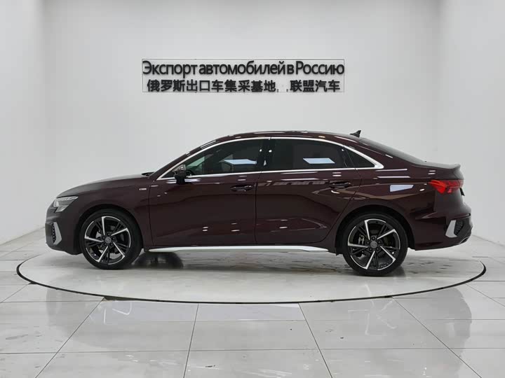 Фото 5 - Audi A3