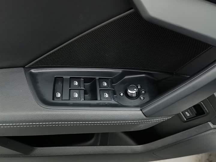 Фото 9 - Audi A3