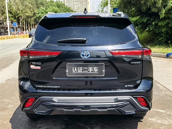 Фото 5 - Toyota Highlander