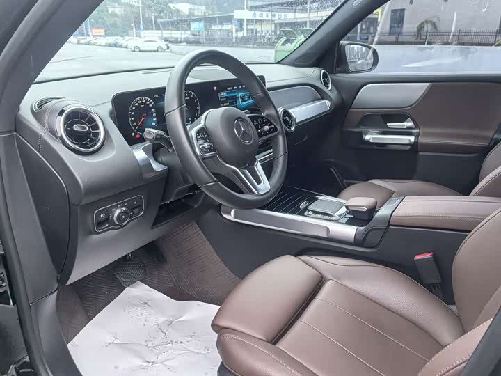 Фото 4 - Mercedes-Benz GLB-Class