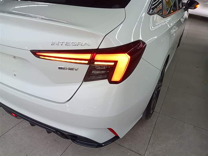 Фото 8 - Honda Integra