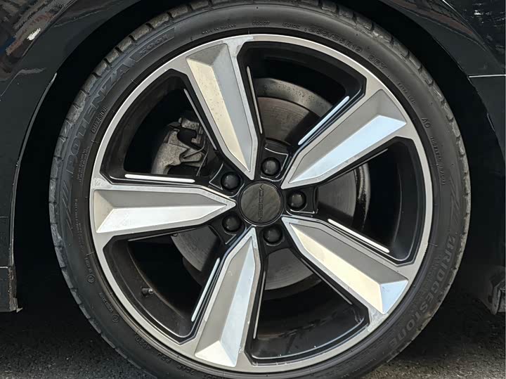 Фото 5 - Audi A5