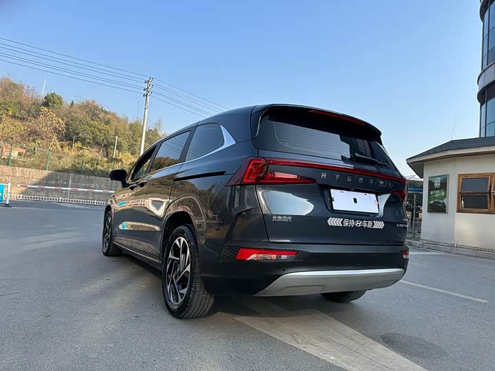 Фото 5 - Hyundai Custo