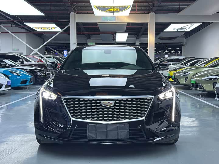 Фото 2 - Cadillac CT6