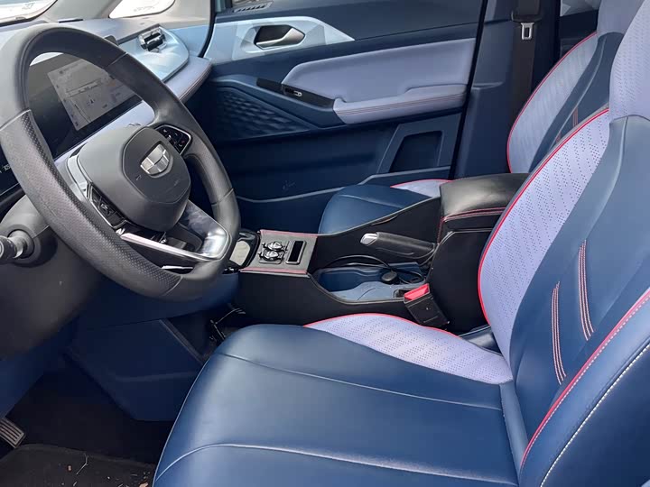 Фото 7 - Geely Geometry E Firefly