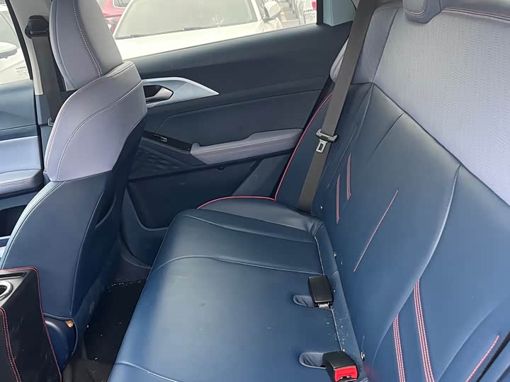 Фото 8 - Geely Geometry E Firefly