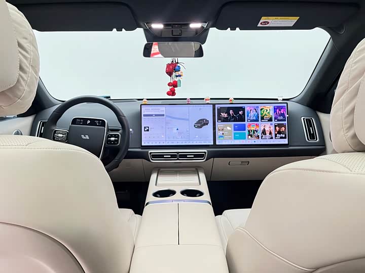 Фото 8 - LiXiang L6