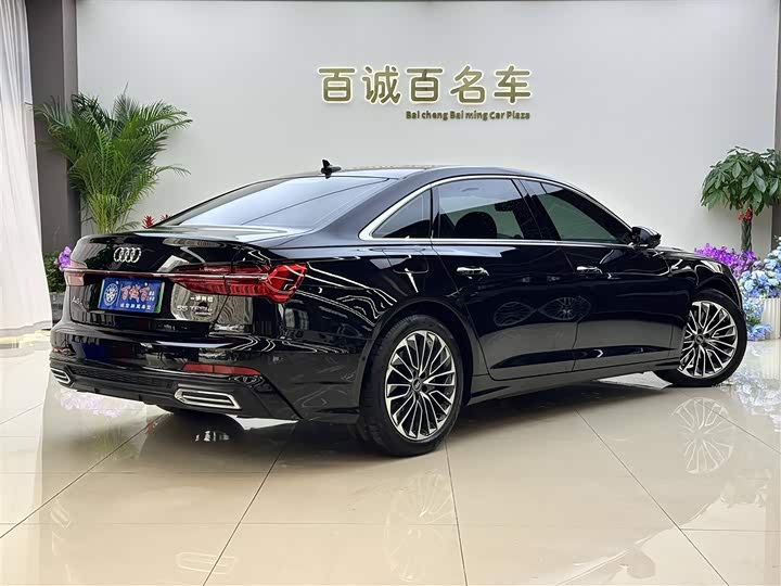 Фото 5 - Audi A6L Hybrid