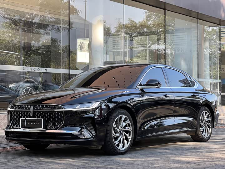 Фото 1 - Lincoln Z (Zephyr)