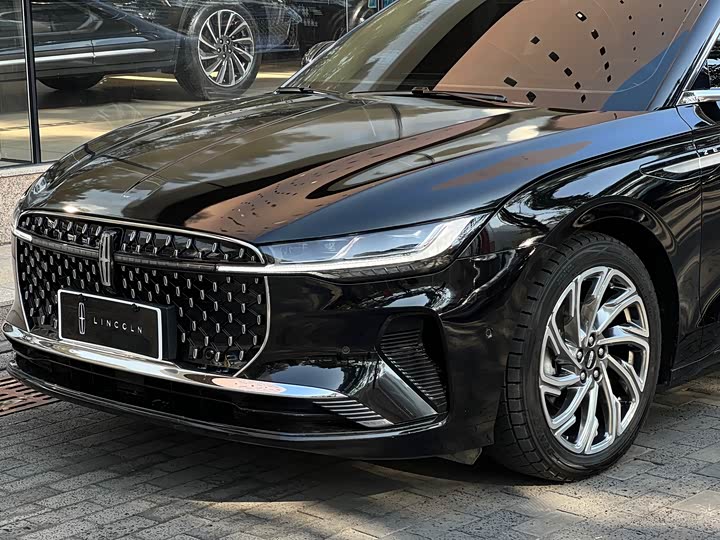 Фото 9 - Lincoln Z (Zephyr)