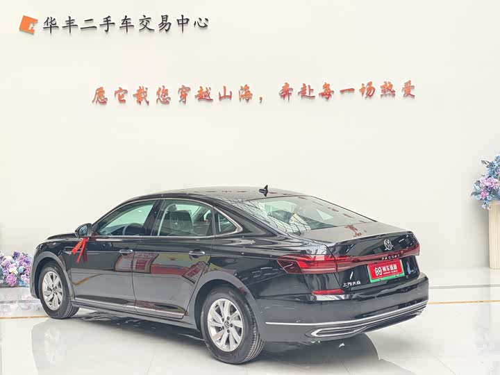 Фото 7 - Volkswagen Passat Hybrid