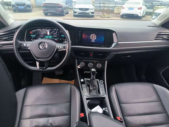 Фото 6 - Volkswagen Sagitar L