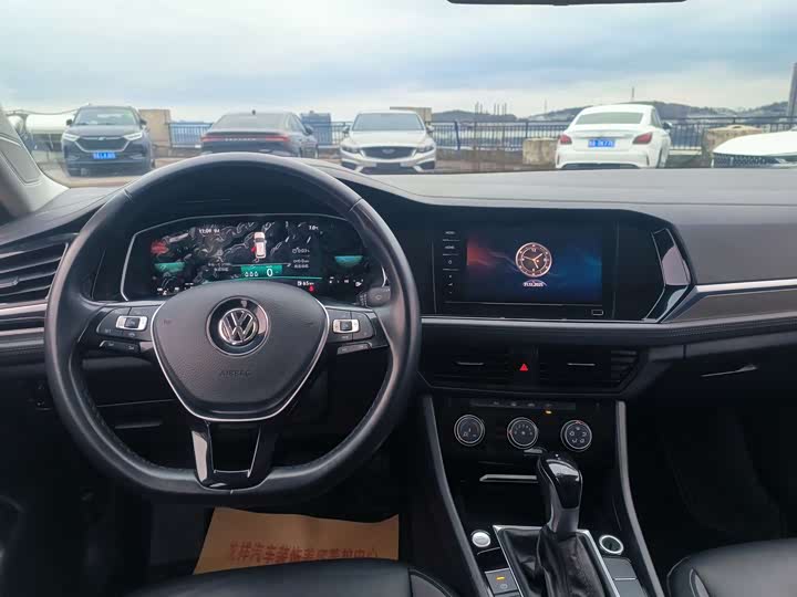 Фото 7 - Volkswagen Sagitar L