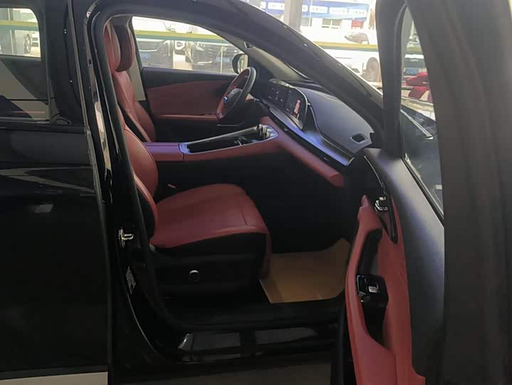 Фото 8 - Exeed RX C-DM Hybrid