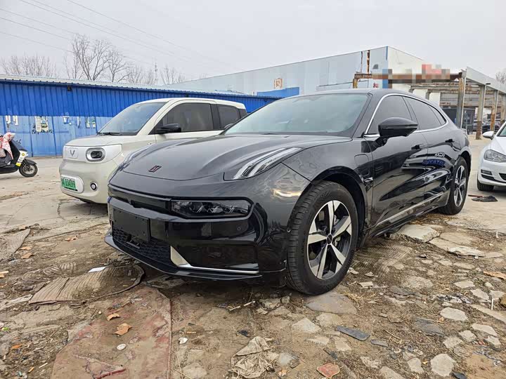 Фото 1 - Zeekr 001