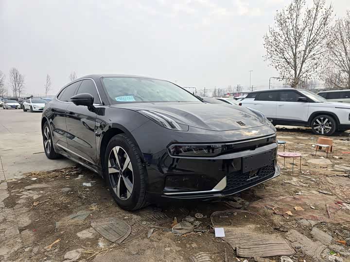 Фото 3 - Zeekr 001