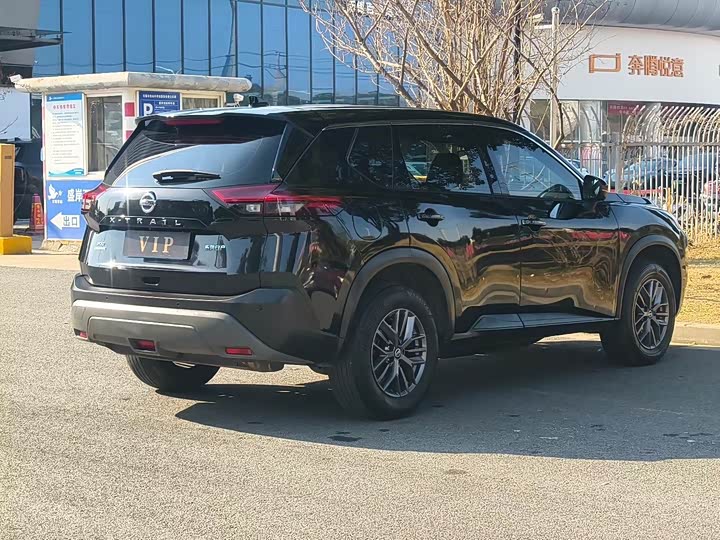 Фото 7 - Nissan X-Trail