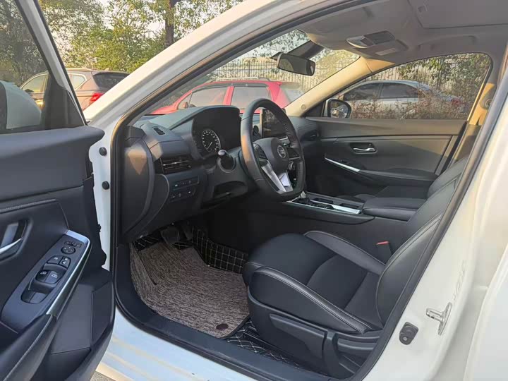 Фото 4 - Nissan Sylphy