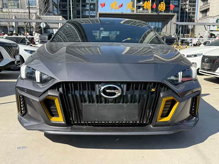 Фото 2 - GAC Trumpchi Empow R