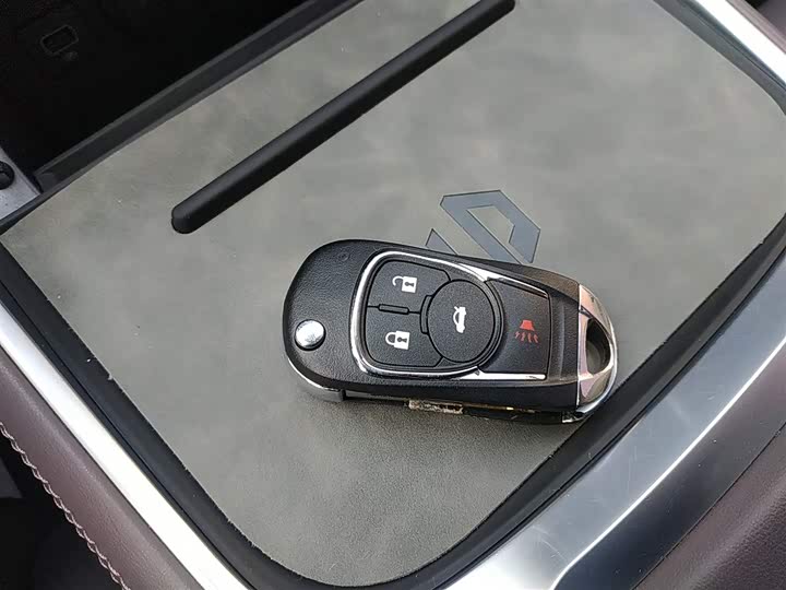 Фото 9 - Leapmotor C11