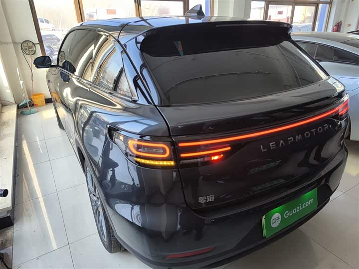 Фото 5 - Leapmotor C11