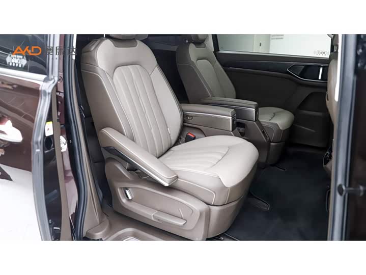 Фото 8 - Volkswagen Viloran