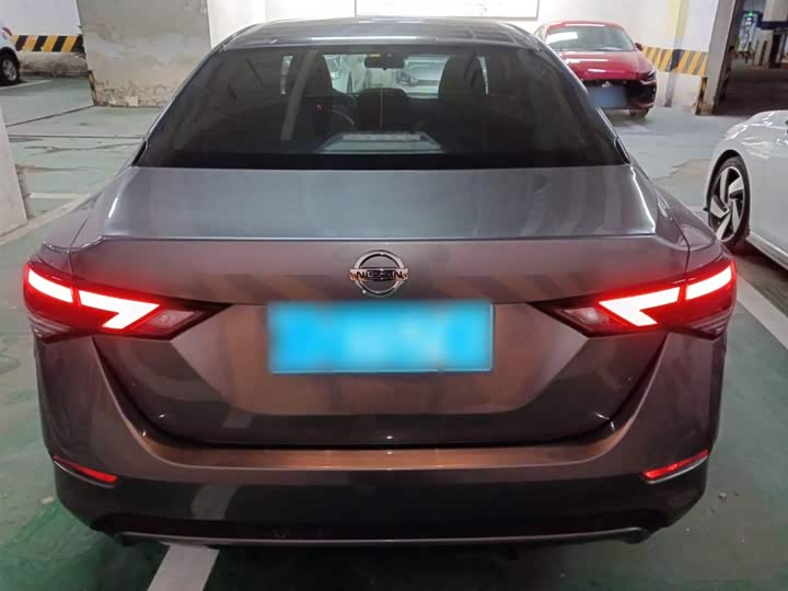 Фото 6 - Nissan Sylphy