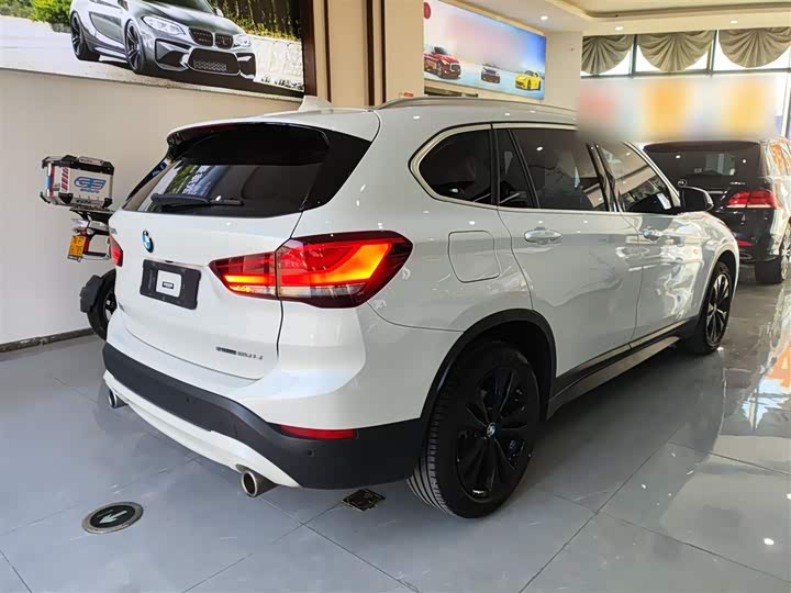 Фото 7 - BMW X1