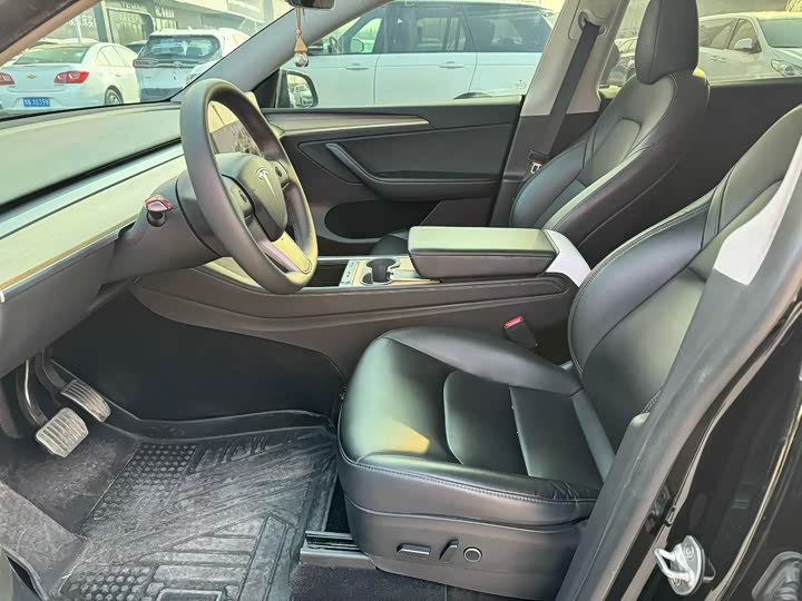 Фото 5 - Tesla Model Y