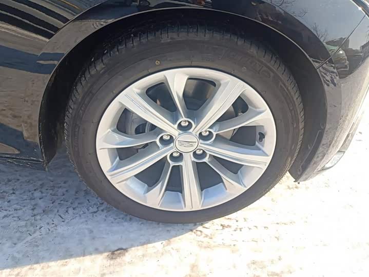 Фото 6 - Cadillac CT5