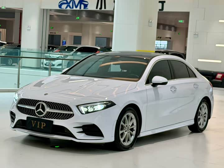 Фото 3 - Mercedes-Benz A-Class