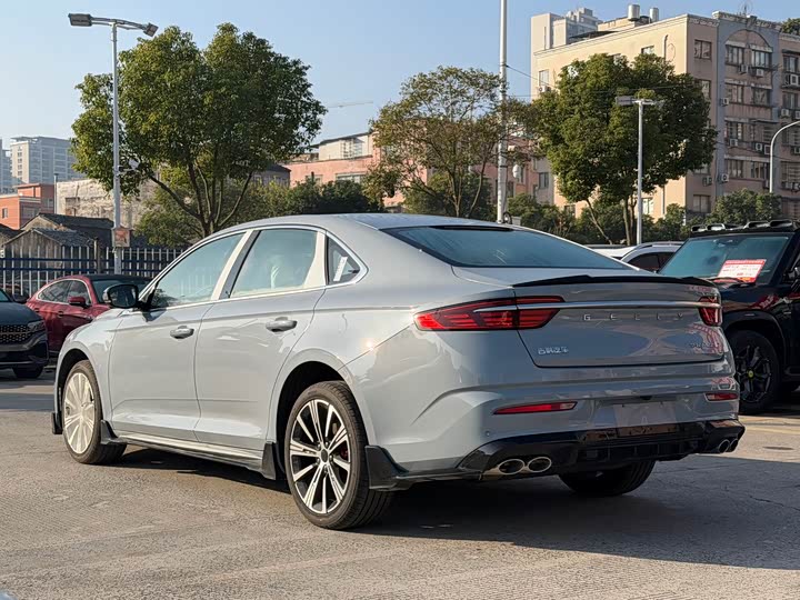 Photo 4 - Geely Preface