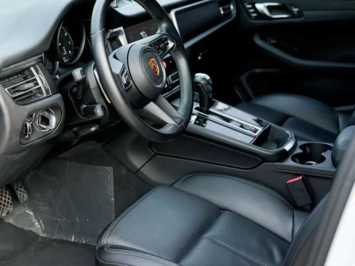 Фото 7 - Porsche Macan