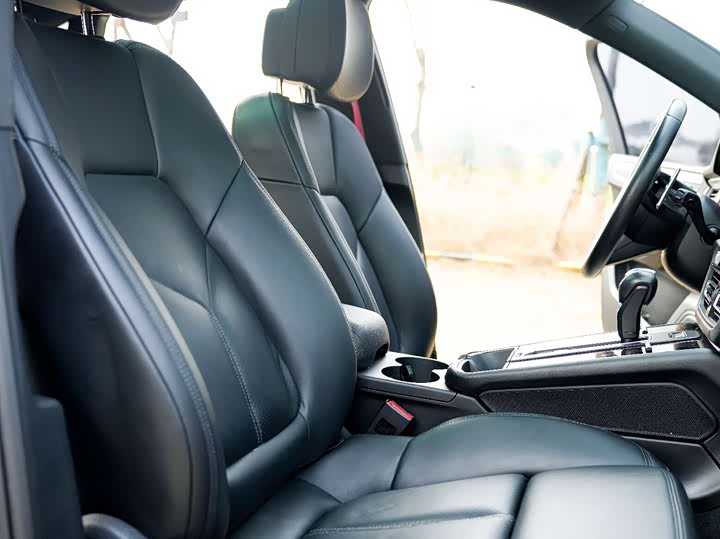 Фото 8 - Porsche Macan