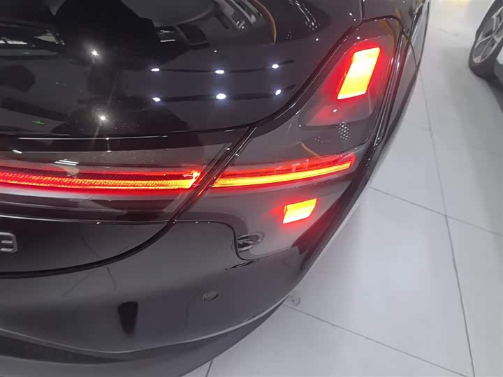 Фото 8 - XPeng Mona M03