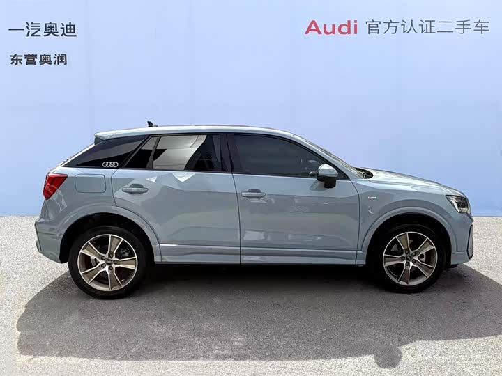Фото 8 - Audi Q2L