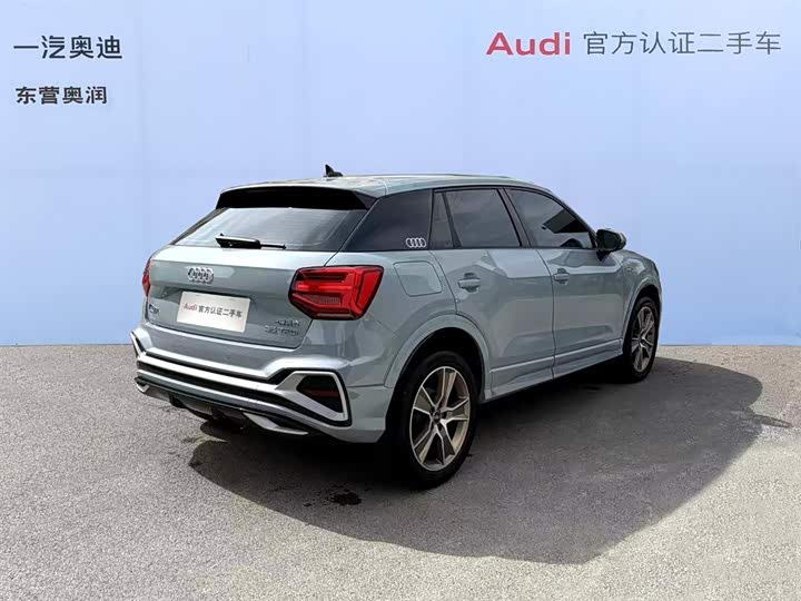 Фото 9 - Audi Q2L
