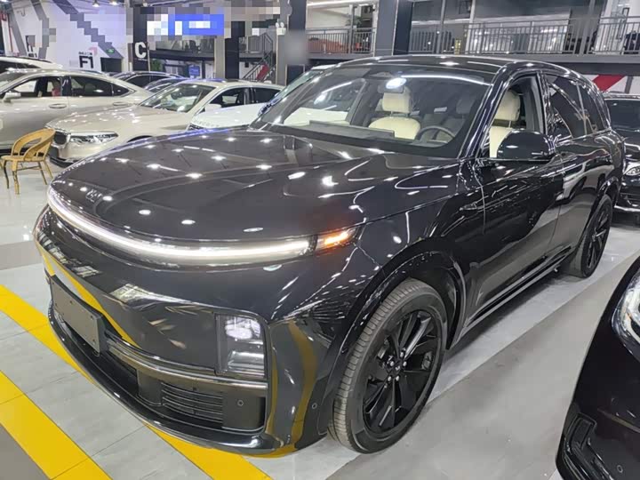 Фото 2 - LiXiang L7