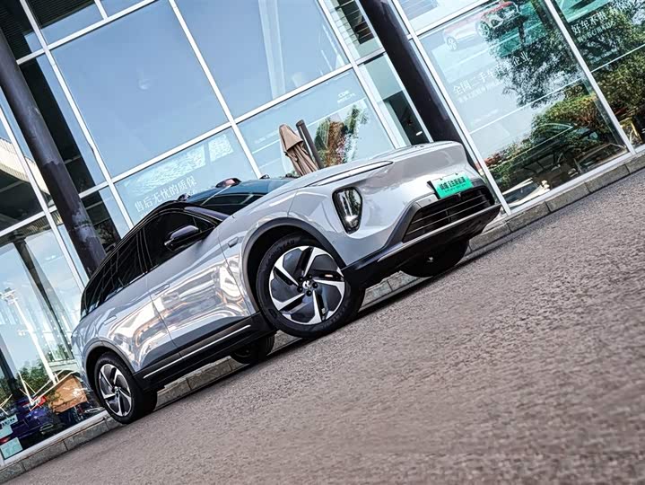 Фото 4 - Nio ES6