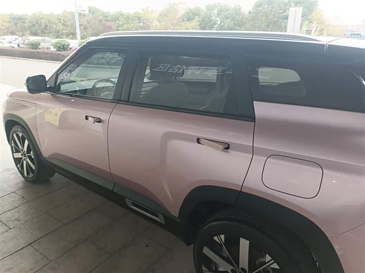 Фото 5 - Geely Icon