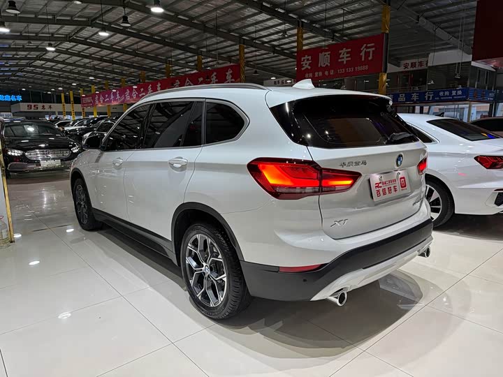 Фото 5 - BMW X1