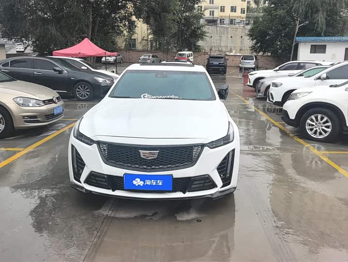 Фото 2 - Cadillac CT5