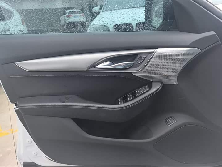 Фото 7 - Cadillac CT5