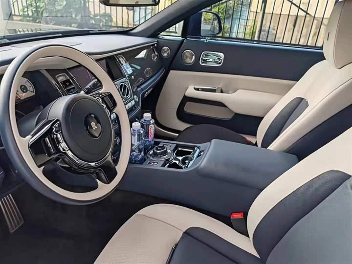 Фото 8 - Rolls-Royce Wraith