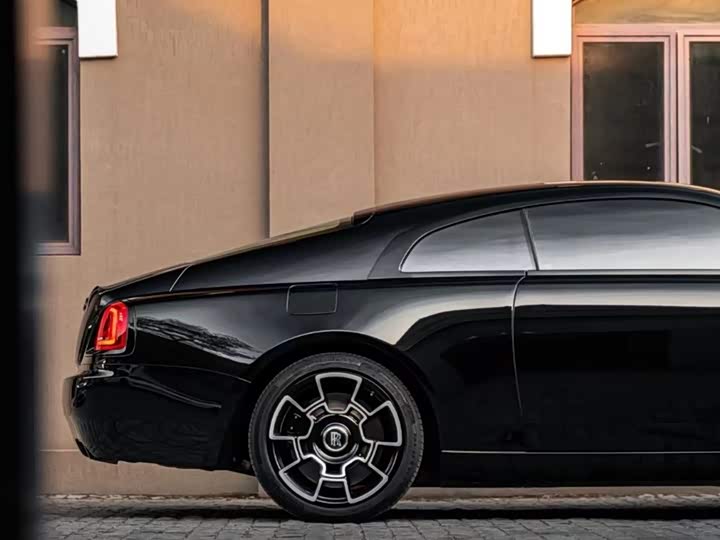 Фото 9 - Rolls-Royce Wraith