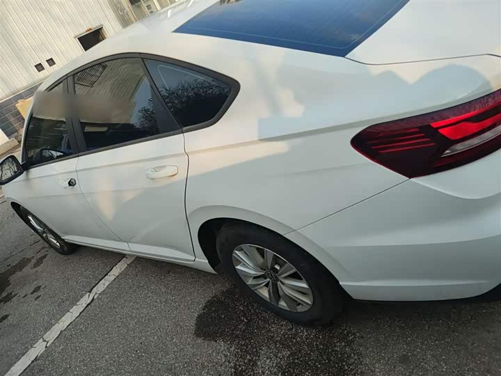 Фото 5 - Volkswagen Lavida