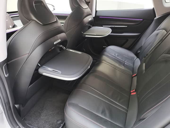 Фото 9 - XPeng P7