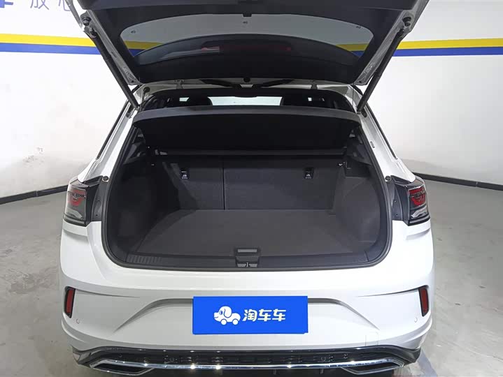 Фото 4 - Volkswagen T-Roc